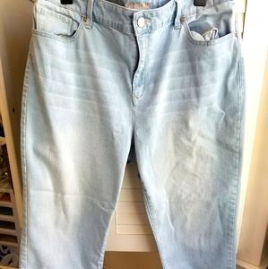 Chico's Platinum crop denim jeans